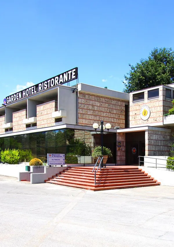 GARDEN HOTEL